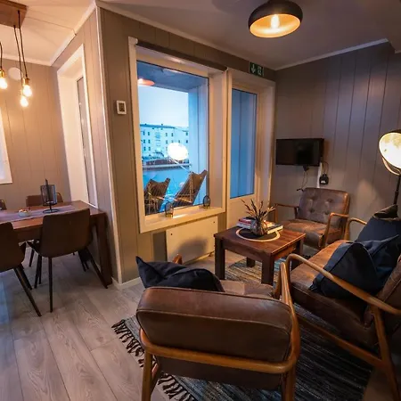 Tobiasbrygga Aparthotel Henningsvær Exterior photo